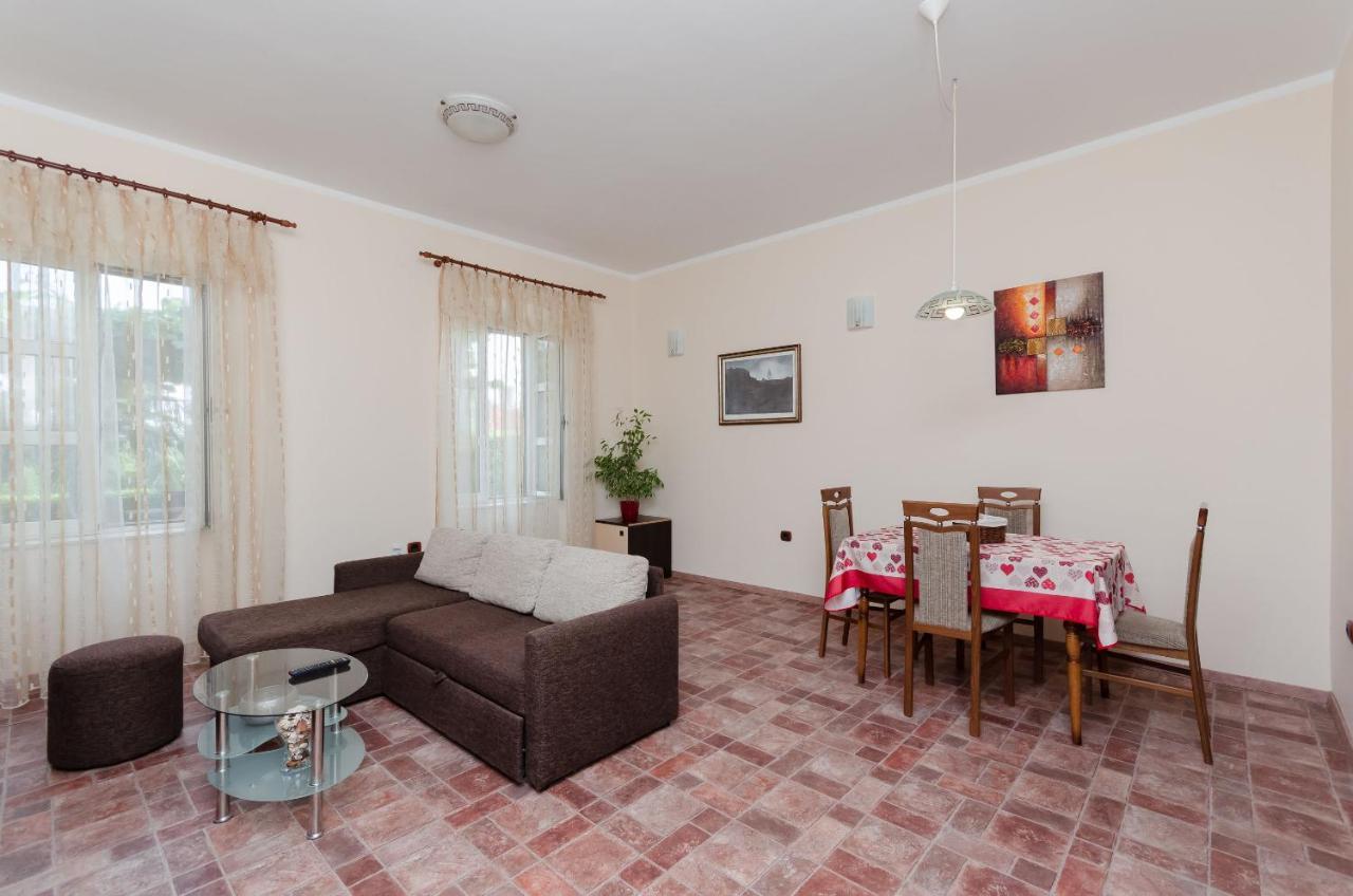 Apartment Aleksandra Rijeka Exterior foto